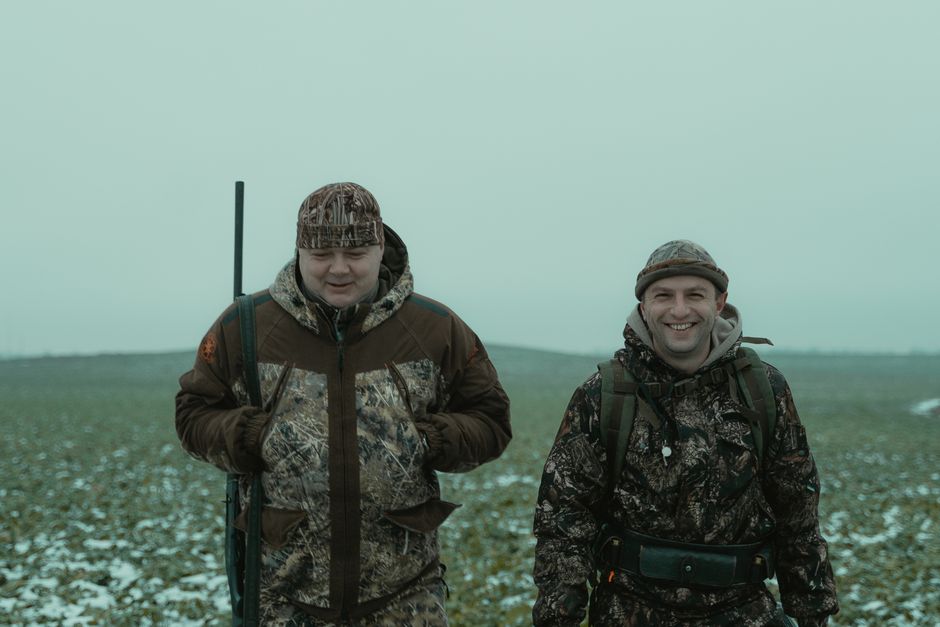 Waterproof outdoor jacket representing TideWe battery-powered heated hunting jacket with waterproof shell for cold weather hunting